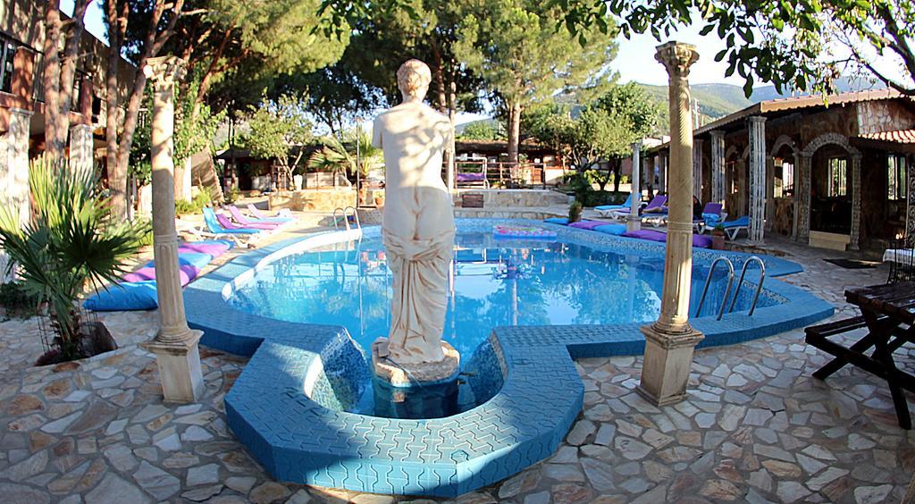 Atillas Getaway Selçuk Esterno foto